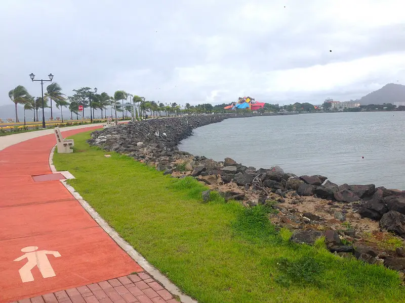 Biking path and water's edge along Amador Causeway in Panama City, Panama.